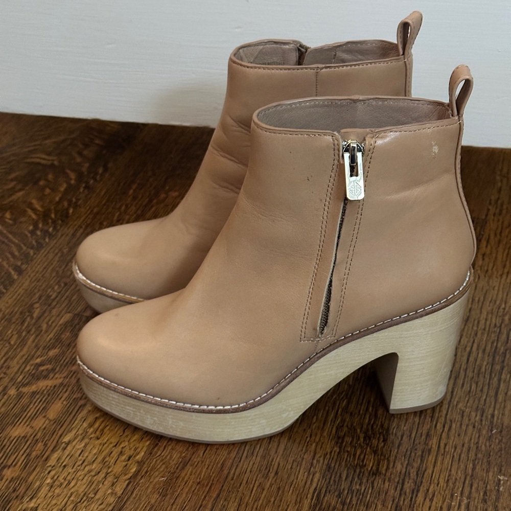 Antonio Melani Ollive Boots